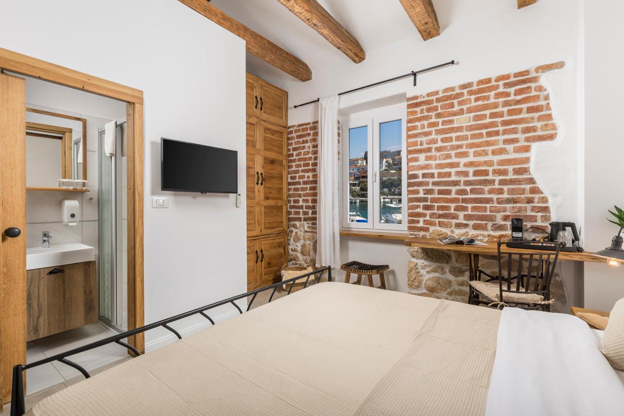 The House Hotel Malinska Luaran gambar