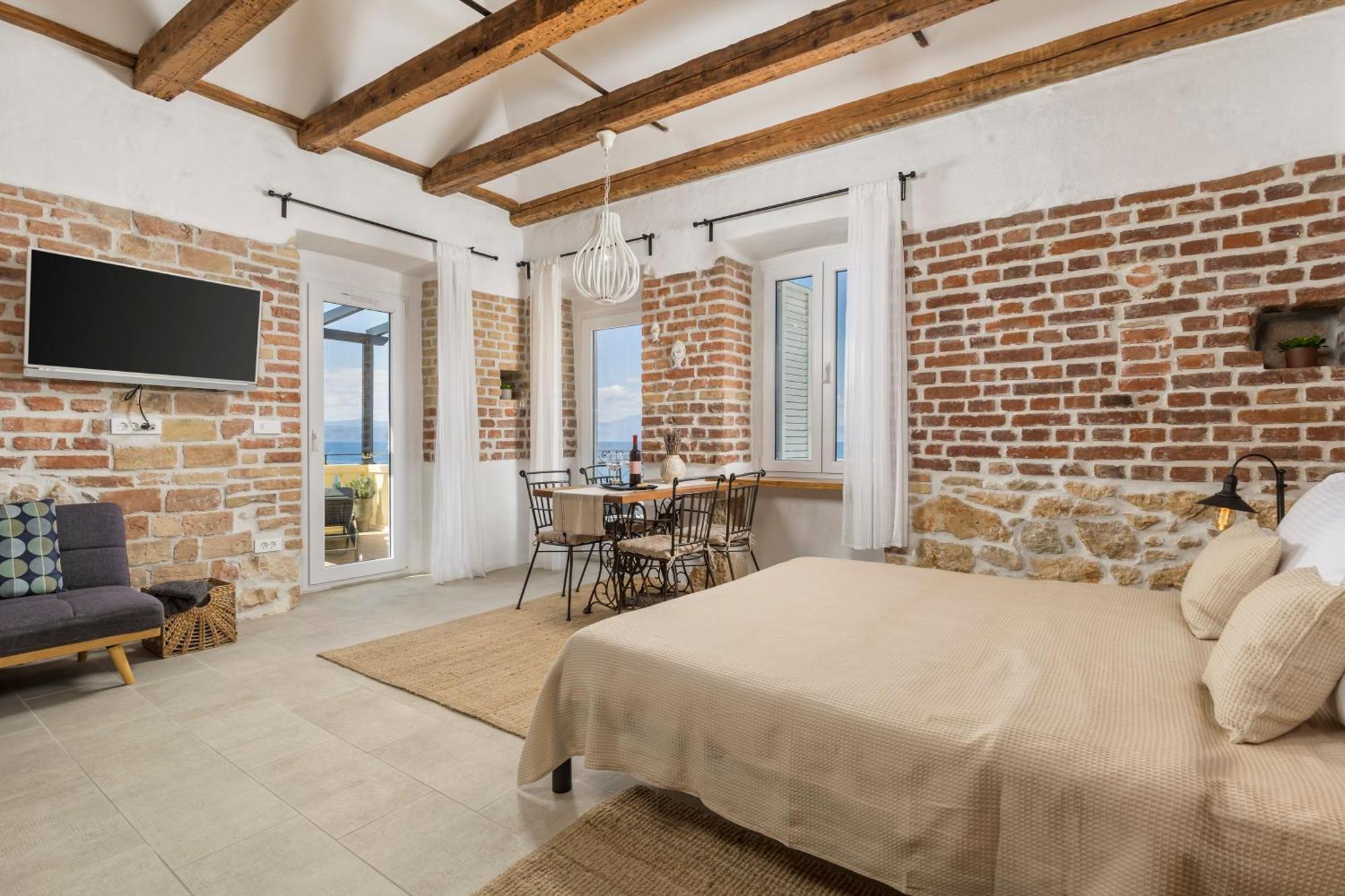 The House Hotel Malinska Luaran gambar